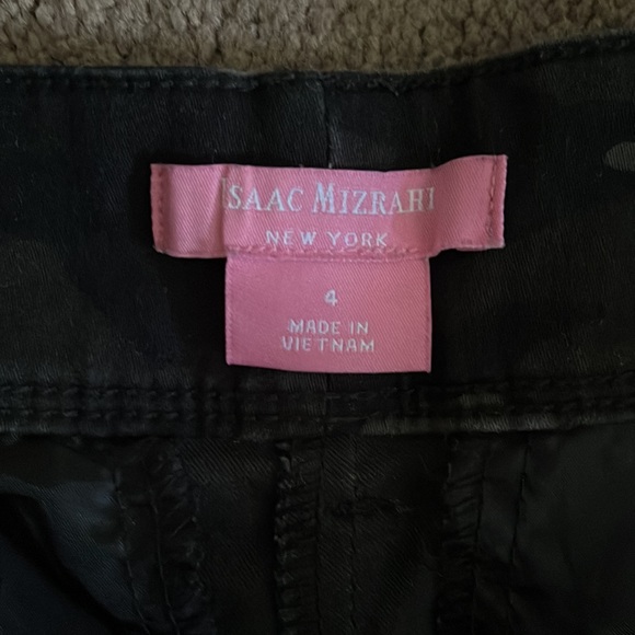 Black camo shorts - Picture 3 of 4